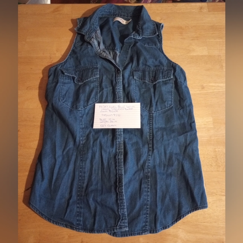 Women's Faded Glory Sleeveless Blue Button-down Blouse Medium 8/10